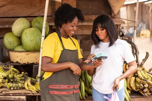 Promouvoir les femmes et les jeunes dans le commerce